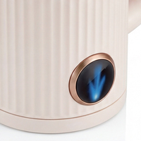 Bouilloire électrique AKANE A.80168 800W 1,5L à ébullition rapide avec voyant lumineux et base pivotante à 360° pour thé et café