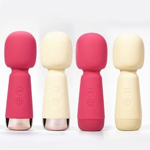 Jouet sexuel puissant de mini vibrateur de sexe pour des femmes, mini masseur rechargeable puissant de baguette - Product Image 1