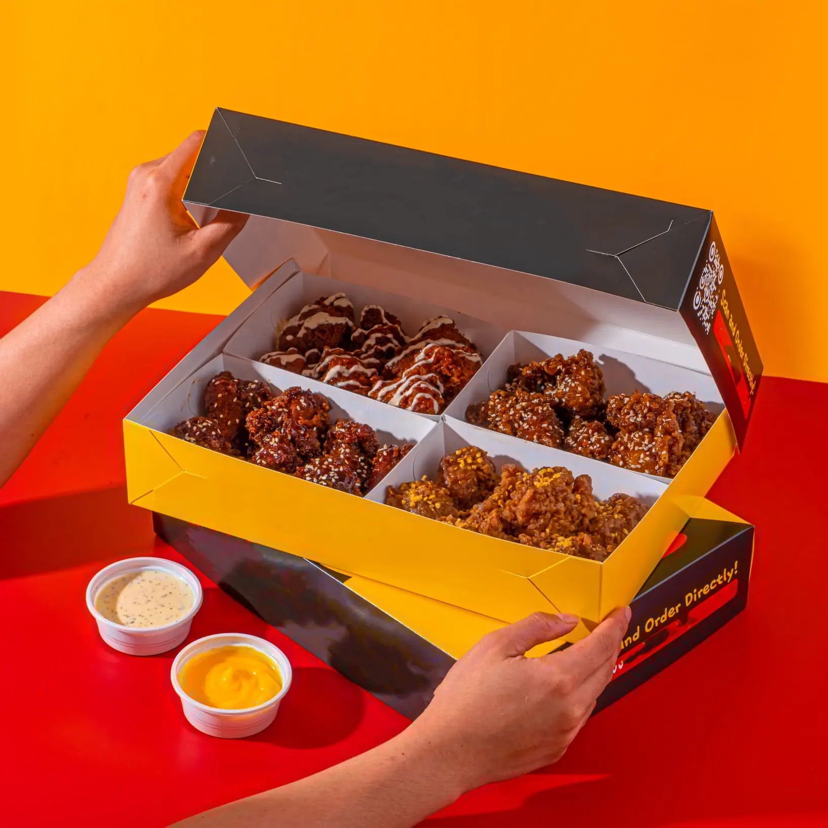 صندوق لطعام الأطعمة السريعة مع توصيل صديق للبيئة لتعبئة الدجاج المقلي مع 4 حاويات شبكية لتعبئة أجنحة الدجاج المقلي