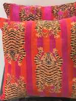Housse de coussin en velours de coton tibétain fait main, matériau de qualité supérieure : Fabriquée à partir de velours de coton 100% de haute qualité