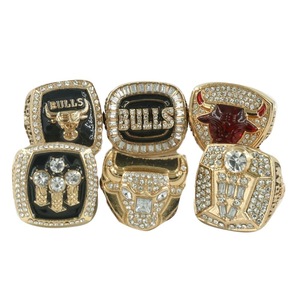 Set <span class=keywords><strong>de</strong></span> Anillos <span class=keywords><strong>de</strong></span> Campeonato <span class=keywords><strong>de</strong></span> los Chicago Cubs por 6 Años con Piedra Natural, Edición <span class=keywords><strong>de</strong></span> <span class=keywords><strong>Coleccionista</strong></span> para Aficionados - Product Image 4