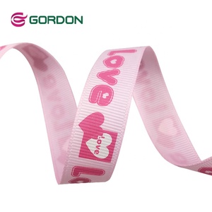 Cinta de grogrén rosa Gordon con estampado de corazones personalizados, rollo de cinta de poliéster impresa para envolver regalos de San Valentín - Product Image 3