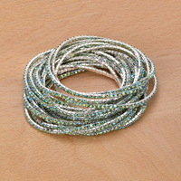 Nouveau bracelet en strass coloré exquis et tendance, bracelet élastique multicouche empilable en cristal pour femmes, bijoux de mode