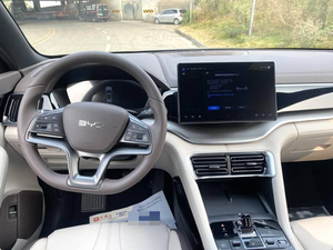 BYD Song L DM-i SUV Eléctrico 2024 Automático 200-250 CV 100-200 Nm 6 Bolsas de Aire Techo Solar - Product Image 6