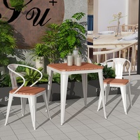 Ensemble table et chaises en métal de style industriel pour restaurants de thé au lait, cafés, bars en plein air - Mobilier de salle à manger décontractée en plein air