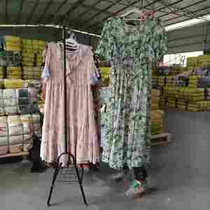 <span class=keywords><strong>Vestidos</strong></span> de Segunda Mano Grado AA WS31 para Mujer, Vestido Largo de Verano Usado para Mujer, Ropa Usada al por Mayor con Vestido de Algodón y Chifón - Product Image 3