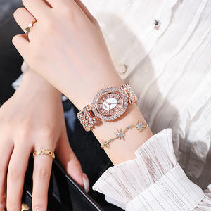 Montre Bracelet de Luxe Décontractée pour Femme, Style Ciel Étoilé Diamanté, Montre-Bracelet Givrée pour Femme - Product Image 6