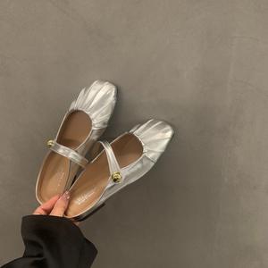 Mules plates Tiyo Mary Jane à bout fermé en PVC pour femme – Argent, Noir, Abricot – Couleur unie, légères, pour l'été, usage quotidien, à enfiler - Product Image 5