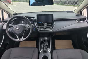 Toyota Corolla Usata Modello 2023 Smart Hybrid 1.8L Edizione <span class=keywords><strong>LUX</strong></span> Auto di Lusso Usata Guidata 9500km in Buone Condizioni - Product Image 4