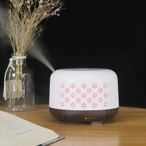 เครื่องกระจายกลิ่นหอมรูปดอกไม้แบบกลวง 0.5 ลิตร ใช้พลังงานจาก USB พร้อมไฟ สำหรับใช้ในบ้านและห้องนอน - Product Image 4