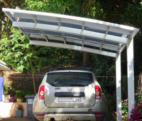 Cochera con Estructura de Aluminio de Alta Calidad y Diseño de Lujo para Estacionamiento en Villas