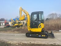 Mini-excavatrice d'occasion PC35 avec cabine et lame