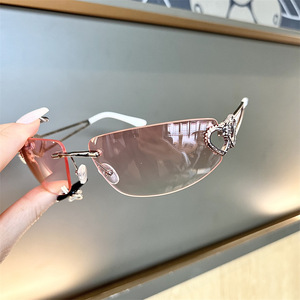 Rectangle Fashion Cat Eye Frameless <b>Sunglasses</b> Metal Heart Cutouts UV400 Women Sun Protection Fishing Outings Cycling Light - Product Image 3