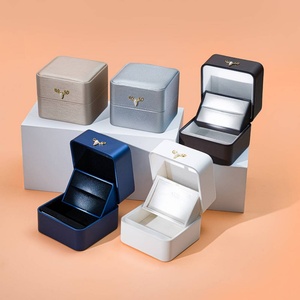 Wholesale Custom Luxury PU LED Light Jewelry <b>Boxes</b> for Necklaces Luxury Customised PU Gift Jewellery Storage Solutions - Product Image 1