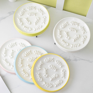 Bol à nourriture lente en céramique Shuo Ni avec design en forme d'arête de poisson pour chats, chiens, animaux de petite et moyenne taille - Product Image 1