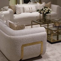 Canapé en tissu Chesterfield moderne en gros, 3 places, avec design capitonné, fonction canapé-lit, pieds en métal, pour hôtel et usage domestique