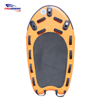 Planche de secours gonflable, avec panneau de secours