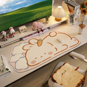 Tapis de souris extra large motif lapin, carotte et ours, antidérapant, élégant, idéal pour les postes de travail et les bureaux d'étude - Product Image 2