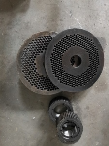 Nouvelle machine à granulés d'aliments pour animaux miniature avec moteur diesel, capacité de 200 kg/h, garantie d'un an - Vente <span class=keywords><strong>en</strong></span> <span class=keywords><strong>ligne</strong></span> - Product Image 5