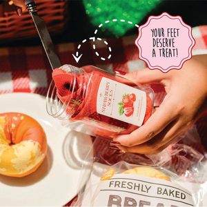 Meias Personalizadas de Design Profissional em Tricô, Caixa de Presente com Tema de Frutas (Morango, Mirtilo, Geleia e Mel), Meias para Homens e Mulheres - Product Image 4