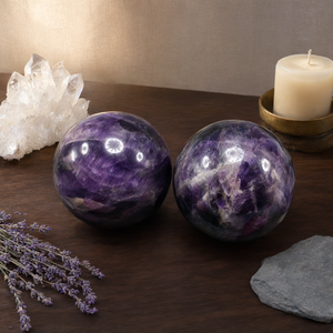 Esfera/bola de amatista - Energía/Reiki/Cristaloterapia - 2.5 pulgadas de diámetro y 360 g (0.79 lb) - UNA PIEZA SOLO - Product Image 3