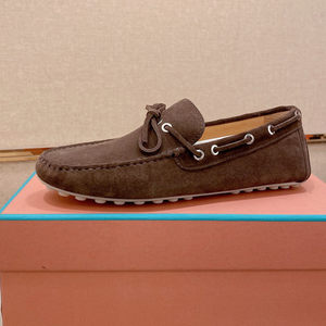 Mocassini Casual da <span class=keywords><strong>Uomo</strong></span> in Vera Pelle Tods Estivi Slip-on 2026 Moda Versatile Traspiranti con Suola in Gomma Colore Unico - Product Image 1