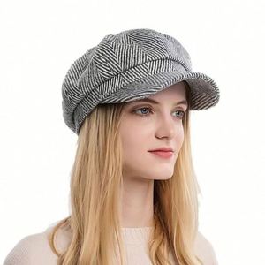 Nouveau Chapeau Gavroche Rétro Femme Automne Hiver Style Européen Américain Version Coréenne à Chevrons Rayé Britannique – Vente Chaude - Product Image 3