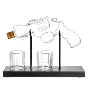 Set de Decantador de Whisky con Forma de Pistola, con 2 Vasos de Chupito, Decantador de Licor de Vidrio Hecho a Mano, Botella de Whisky con Forma de Pistola con Logotipo Personalizado para Hombres - Product Image 2