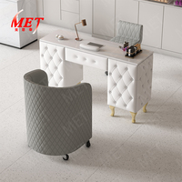 Mobilier de Salon de Beauté Moderne, Ensemble Table et Chaise de Manucure Simple, Table à Ongles Luxe en Bois Rembourré en Cuir Rose, à Vendre