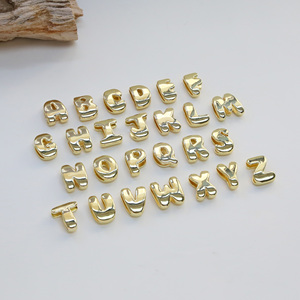 Populaire Minimalistische Grote Bubbel 18K Vergulde 3d Gezwollen 26 Alfabetten Eerste Letter Slider Bedels Custom Sieraden - Product Image 6