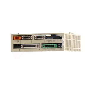 Controlador PLC, Módulo Digital JEPMC-10220 JEPMC-CP210, Equipo de Control Industrial JEPMC-W6002-01 JEPMC-MP2310-E - Product Image 3