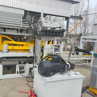 Machine de fabrication de blocs de béton hydraulique entièrement automatique QT4-15 avec système de contrôle PLC pour briques creuses, pleines, de pavage et autobloquantes