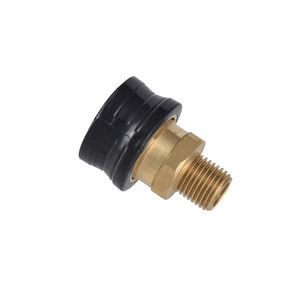 Connecteur femelle en laiton fileté 1/4 po avec manchon noir pour machine de nettoyage et d'irrigation de jardin - Product Image 3