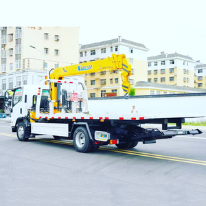 Nuevo Camión Grúa ISUZU 700P 4X2 con Plataforma Plana y Grúa de 5T, Euro 4, Diésel, Transmisión Manual, Volante a la Izquierda - Product Image 3