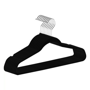 Bề Mặt Tĩnh Đ<span class=keywords><strong>i</strong></span>ện Vàng Bạc Móc Nhựa Đổ Xô Không Trơn Đen Trắng Nhung Quần Áo Hình Trá<span class=keywords><strong>i</strong></span> Tim Móc Áo Ma Thuật - Product Image 1