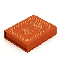 Boîte cadeau rigide de luxe personnalisée style livre magnétique Boîte d'échantillons de parfum de 1ml Boîte d'emballage avec kit de découverte de parfum et insert en mousse
