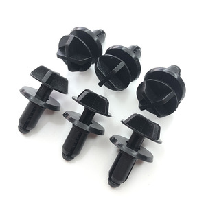 Clip de fixation de calandre 27mm 7mm 17.2mm en plastique pour pare-chocs et passage de roue Ford - Product Image 2