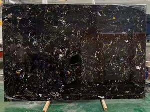 Dalle <span class=keywords><strong>de</strong></span> marbre artificiel Portoro en <span class=keywords><strong>quartz</strong></span> noir <span class=keywords><strong>de</strong></span> luxe, vente en gros d'usine, pour comptoir et dessus <span class=keywords><strong>de</strong></span> lavabo 2700x1800 mm - Product Image 4