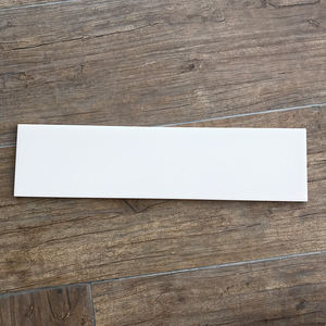 Haute qualité 100x400mm 4x16 pouces mat blanc pur surface unie bord pressé cuisine et salle de bain carreaux et carreaux muraux en céramique - Product Image 1