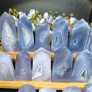 Vendita calda all'ingrosso di cristallo artigianato grigio agata punto di scultura di energia di guarigione <span class=keywords><strong>pietra</strong></span> per i regali desiderati dalle voglie - Product Image 3