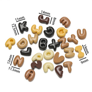 Perles en résine en forme de lettres anglaises pour la création de bijoux DIY, accessoires pour pinces à cheveux et coques de téléphone - Product Image 2