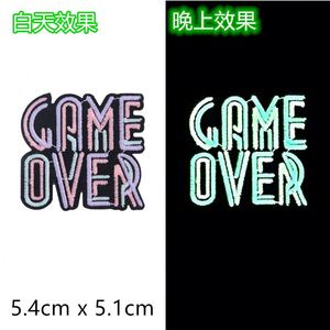 Nouveau design Patch brodé thermocollant amusant pour vêtements, motifs extraterrestre, Game Over, cœur, arc-en-ciel, lèvres, Terre - Product Image 5