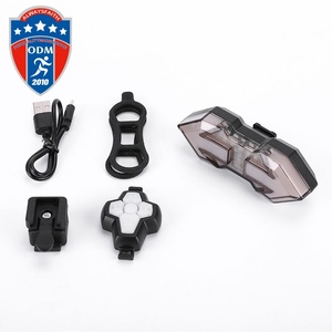 Control remoto inalámbrico USB recargable impermeable <span class=keywords><strong>bicicleta</strong></span> luz trasera 120 lúmenes LED <span class=keywords><strong>bicicleta</strong></span> trasera advertencia de seguridad Luz de señal de giro - Product Image 2