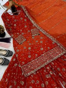 Conjunto de Top, Sharara y Dupatta de Seda Naranja Indio y Pakistaní con Bordado y Lentejuelas, Completamente Cosido, Listo para Usar, Ideal para Fiestas de Diwali - Product Image 3