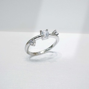 แหวนเงินแท้ 925 ประดับเพชรซิคอนทรงหนา ดีไซน์ดาว ประดับทองคำขาว แหวนหมั้นสีสันสดใส แหวนสวยหรูสำหรับผู้หญิง - Product Image 3