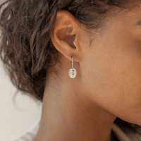 Boucles d'oreilles pendantes ovales gravées à motif floral abstrait, design crochet, pour femme, idéales pour les rendez-vous, les banquets, cadeau, bijoux de mode