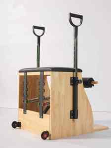 كرسي ووندا خشبي من خشب البلوط مخصص للاستوديوهات التجارية لليوجا والبيلاتس، محمول مع نوابض من الفولاذ المقاوم للصدأ قابل للتعديل لصحة الجسم - Product Image 3