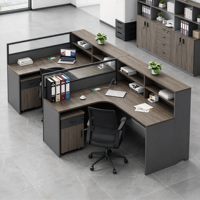 Bureau de travail de style simple pour employés, poste de travail de bureau sur mesure avec armoire de rangement pour l'aménagement des espaces de travail en entreprise
