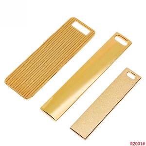 Etiquetas colgantes de <span class=keywords><strong>Metal</strong></span> personalizadas de gama alta, etiquetas de logotipo de marca Rectangular en blanco para bolso, colgantes de placa de logotipo de empresa grabados para ropa - Product Image 2