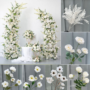 Venta al por mayor pequeño arreglo floral fresco blanco simulación flor bordada decorativa boda centro de mesa Decoración de mesa - Product Image 3